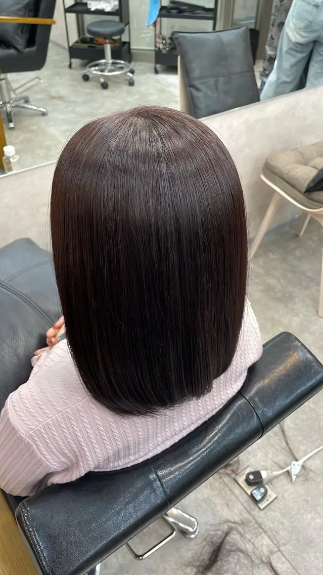 ミディアム カラー カット ヘアカラー 荒川 桃花のヘアスタイル