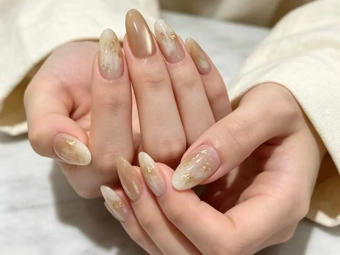 ネイル チークネイル 長さ出し フットネイル フレンチネイル ジェルネイル Saran Nailstudioのネイルデザイン