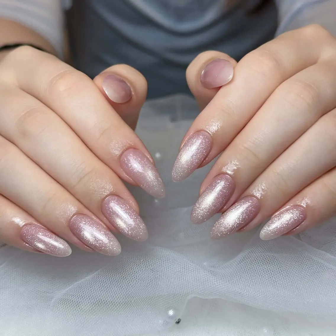 ネイル チークネイル ドット フレンチネイル グラデーション ハート ハンドネイル Julli NailStudioのネイルデザイン