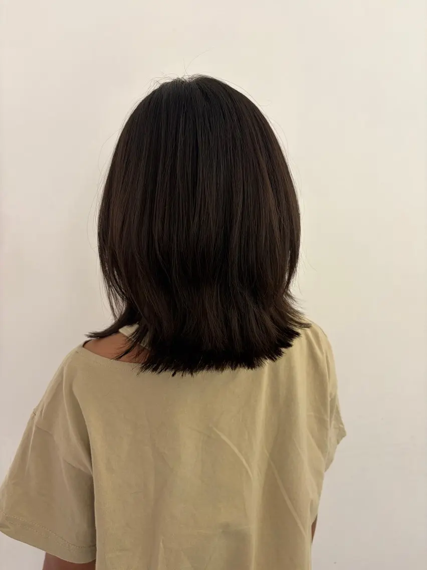 ミディアム UNBIRTHDAY amiのヘアスタイル