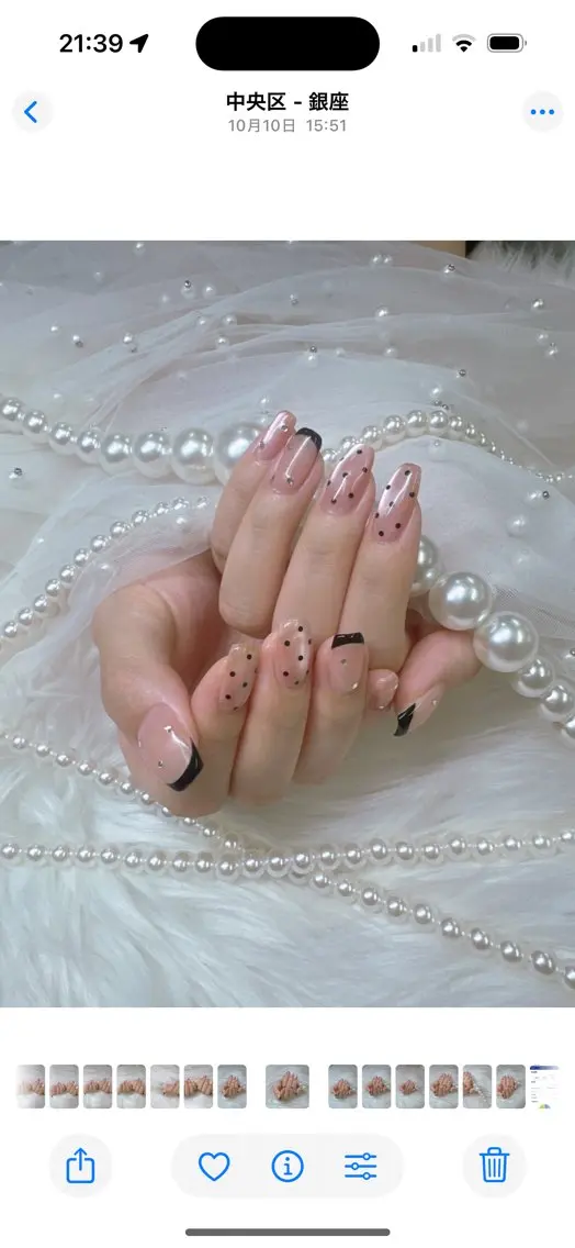 ネイル アートネイル べっ甲ネイル ボルドー チークネイル ドット ハンドネイル Queeens nailのネイルデザイン