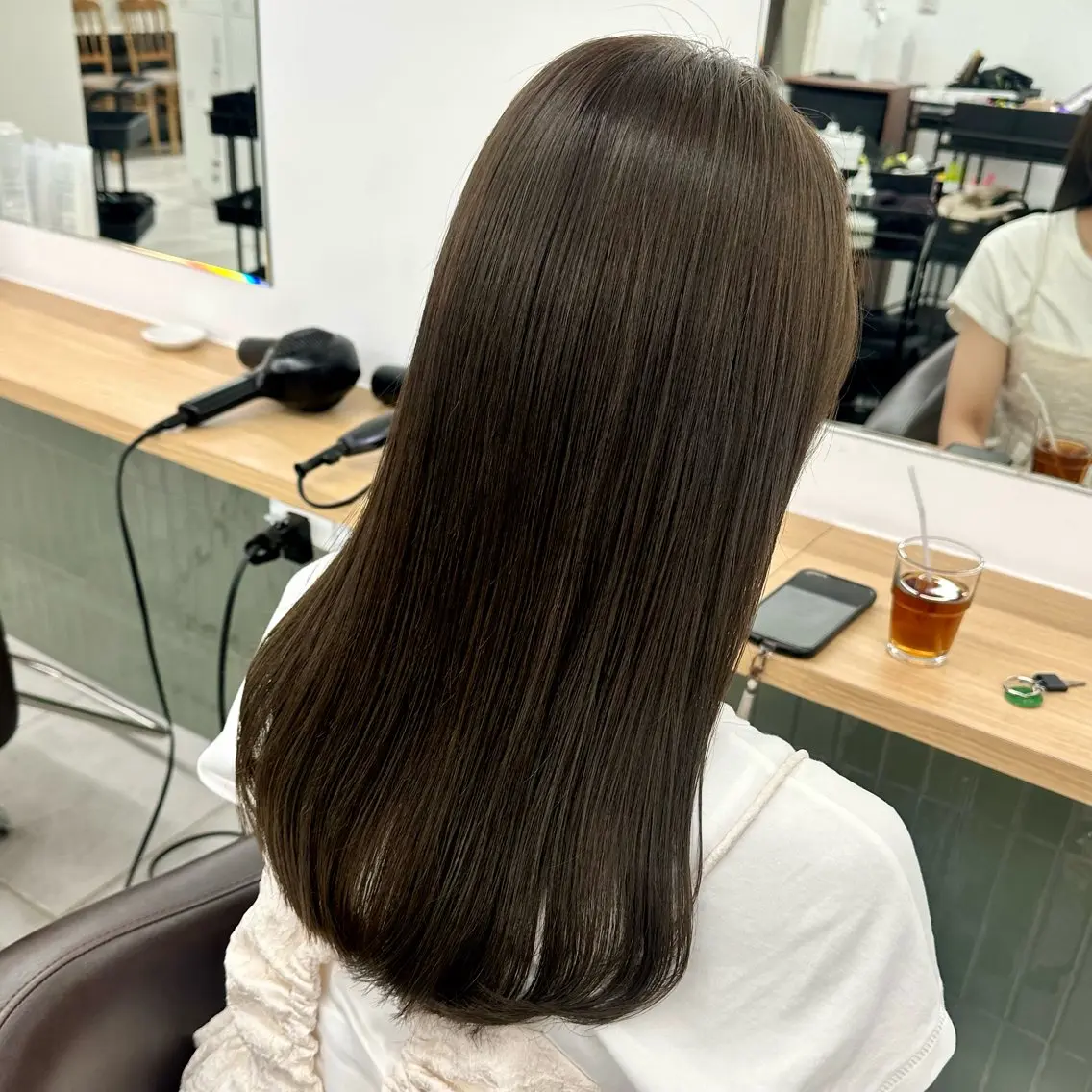 ミディアム カラー カット ヘアカラー トリートメント ブリーチなし/レイヤ ー特化🌈Tommyのヘアスタイル
