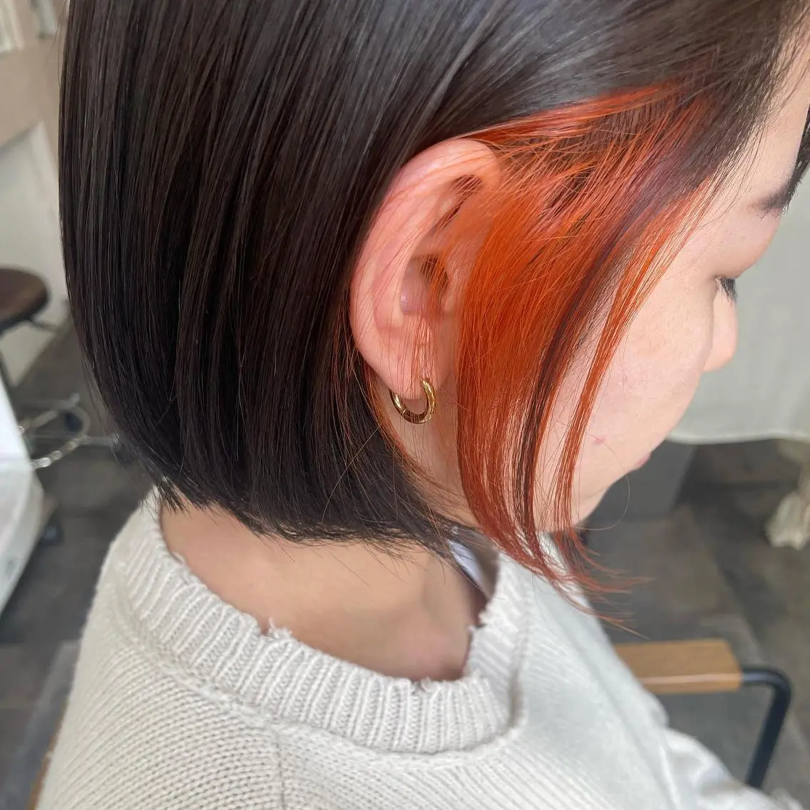ミディアム カラー ブリーチ ダブルカラー イヤリングカラー トリートメント 吉村 夏椰のヘアスタイル