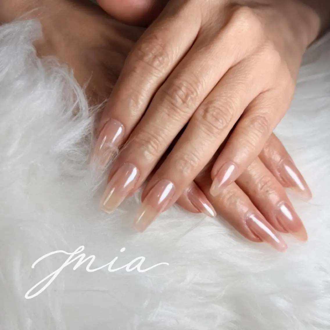 ネイル ワンカラーネイル ハンドネイル Mia  nail. momokaのネイルデザイン