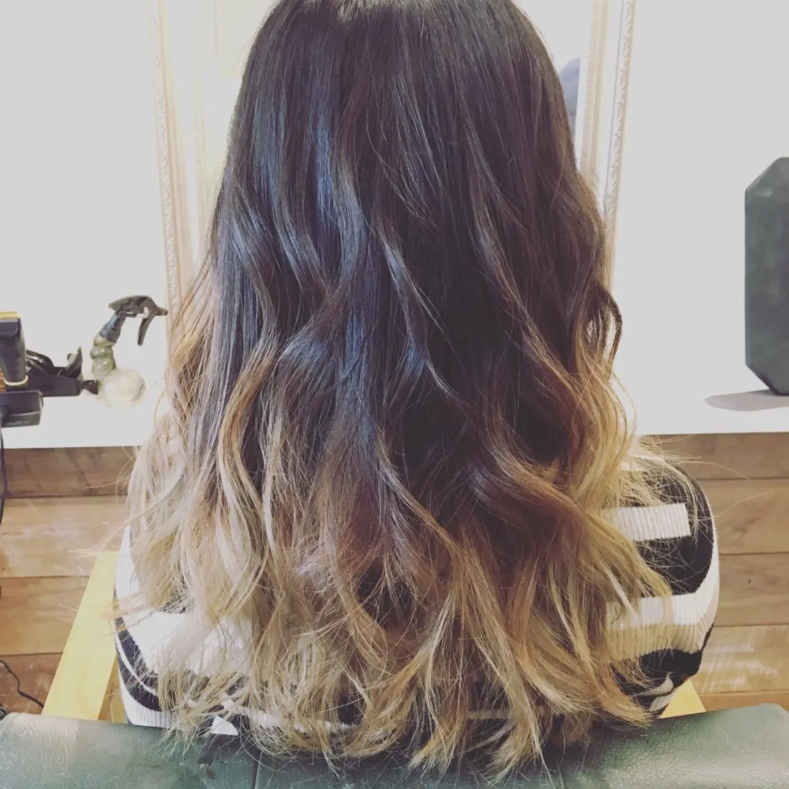 セミロング カラー グラデーションカラー 美髪・艶髪特化美容師 RYOJIのヘアスタイル