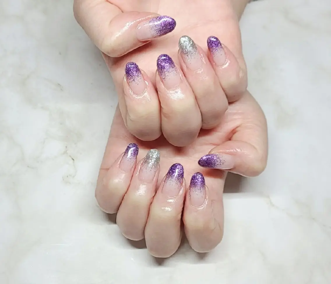ラメグラデーションネイル(オフなし)の写真