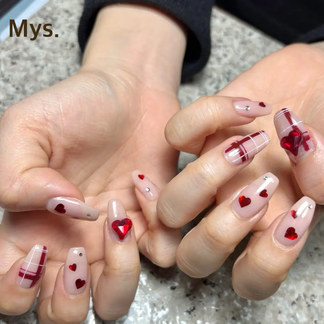ネイル ハンドネイル Mys. 三上紗紀のネイルデザイン