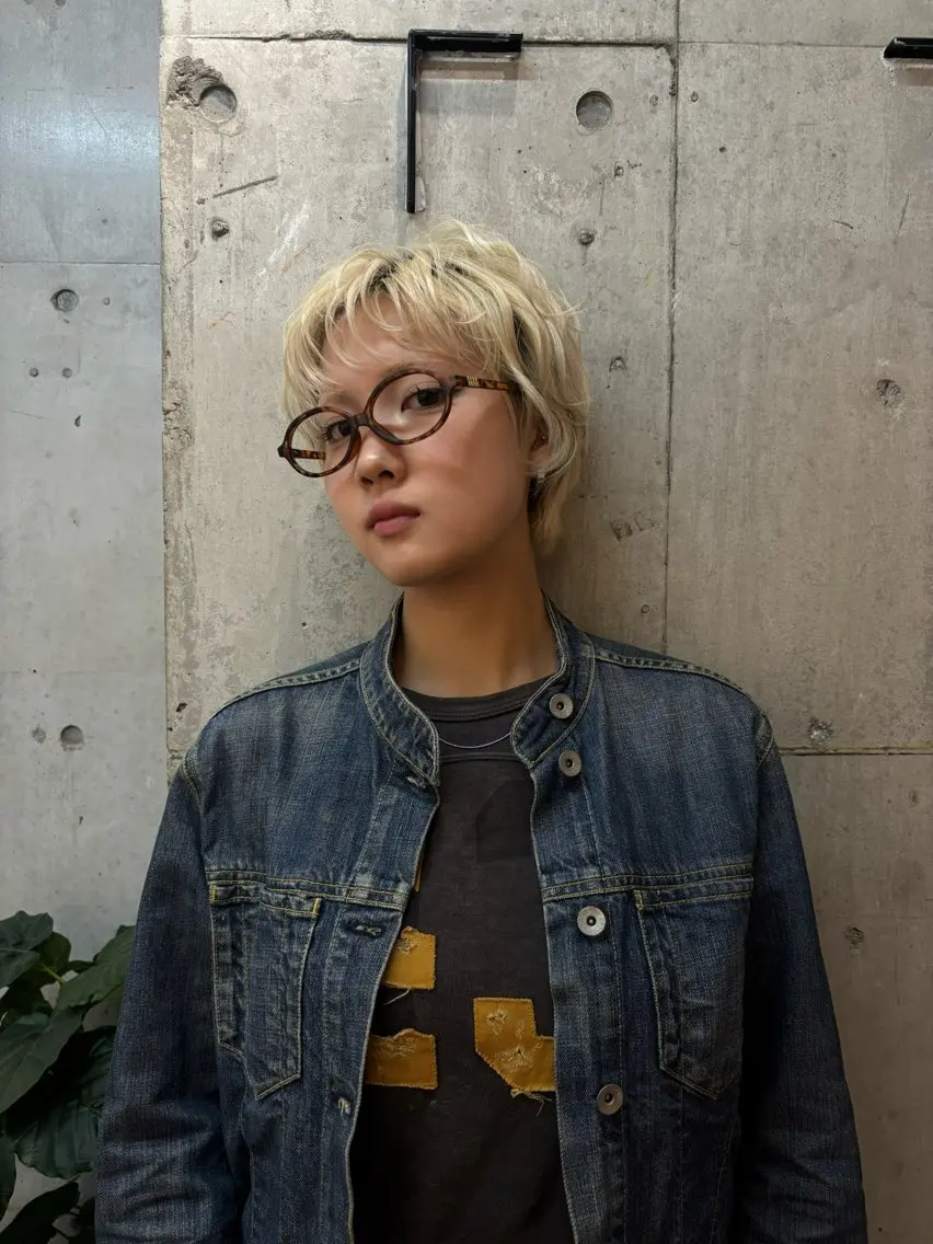 ショート ヘアカラー ココロ♩ハイトーン/ 暖色 大名のヘアスタイル