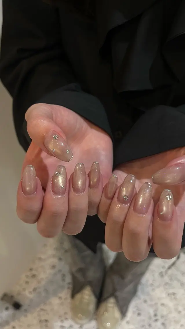 ネイル ハンドネイル 𝗮𝘆𝗮𝗸𝗮 📍新宿ネイリストのネイルデザイン