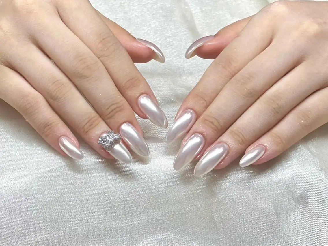 ネイル オーロラネイル 長さ出し CHERIR NAILSALONのネイルデザイン