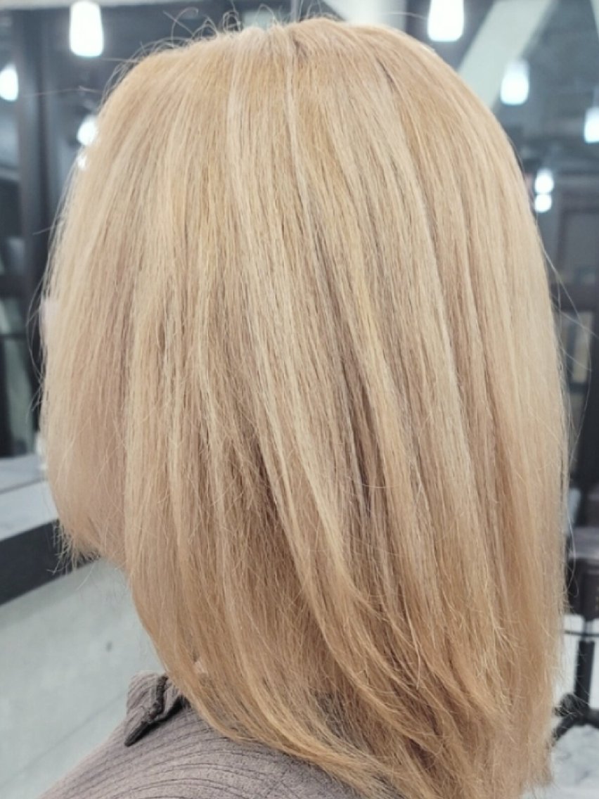 ロング カラー ベージュカラー ブリーチ ハイトーンカラー レイヤーカット 似合わせカット ❇️安達 優心❇️ レイヤー/艶髪特化のヘアスタイル