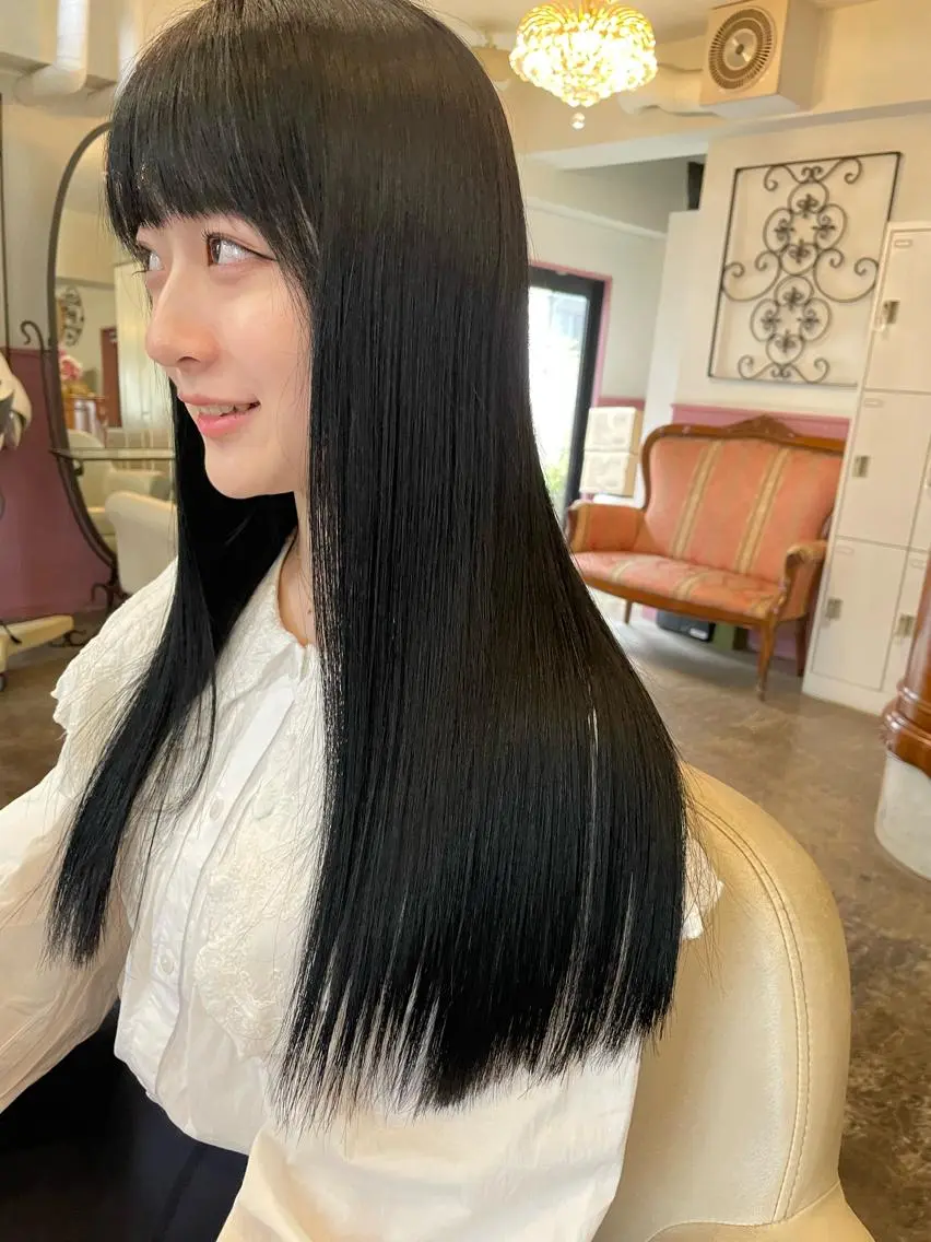 👩🏻【カット&縮毛矯正】メンズok！前髪縮毛¥5000​〜​カットなしも可能です！カットモデル、縮毛矯正モデルの写真