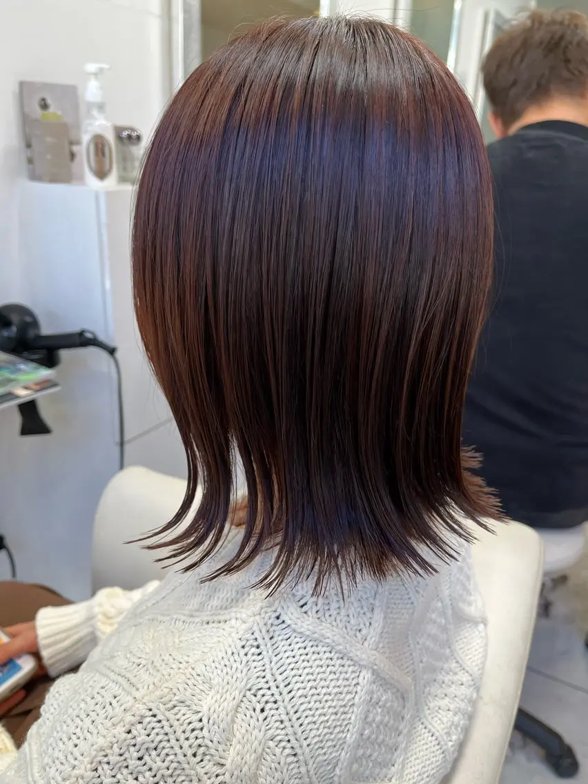 ミディアム カラー 外ハネヘア 柳川 玲也のヘアスタイル