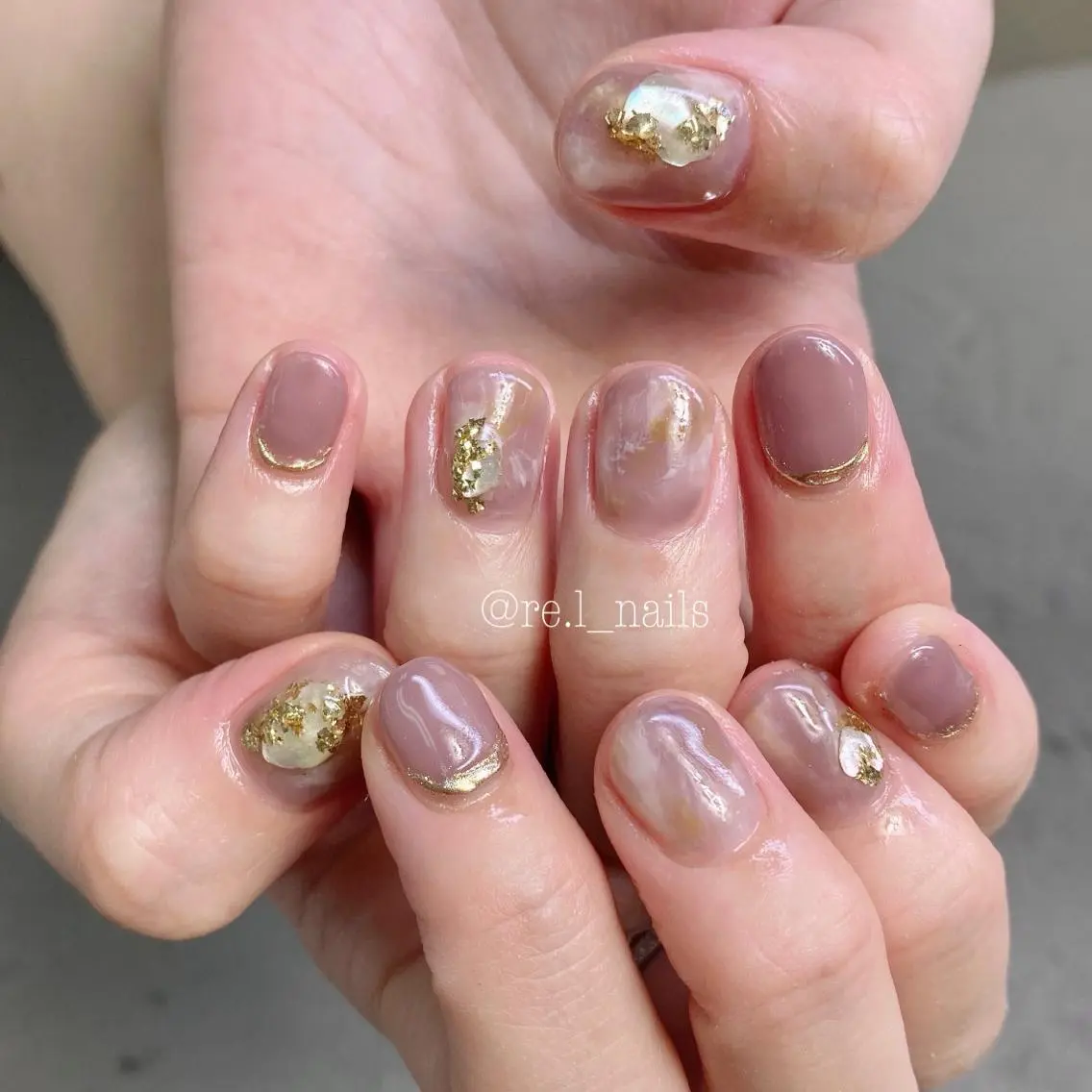 ネイル ニュアンスネイル モチの良さ◉ フィルインネイル♡のネイルデザイン
