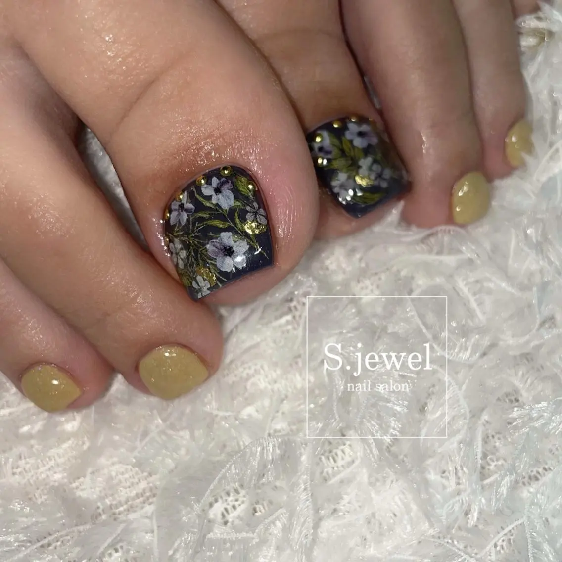 ネイル S. JEWELのネイルデザイン