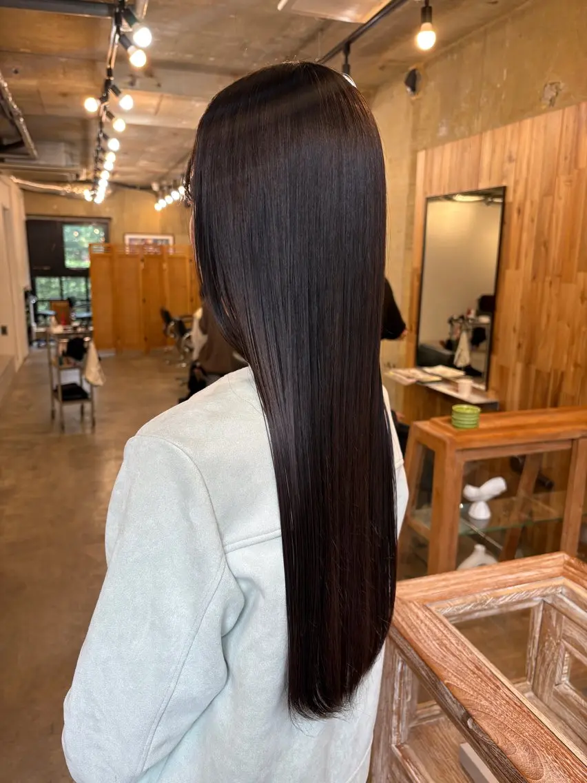 ロング くせ毛 縮毛矯正 トリートメント 柳瀬 和香奈のヘアスタイル