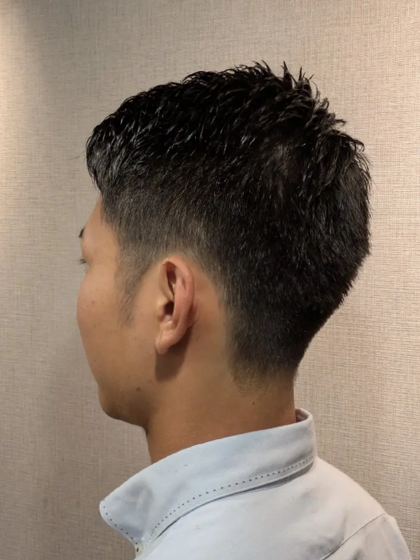 ショート 松井 俊樹のヘアスタイル