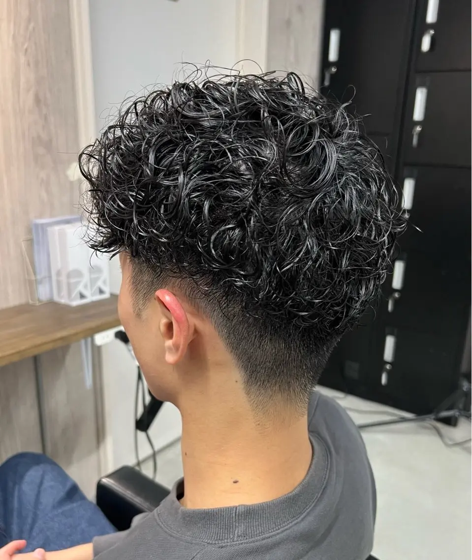 メンズ メンズパーマ プードルパーマ プードルパーマ lafit kaede/韓国ヘアのヘアスタイル