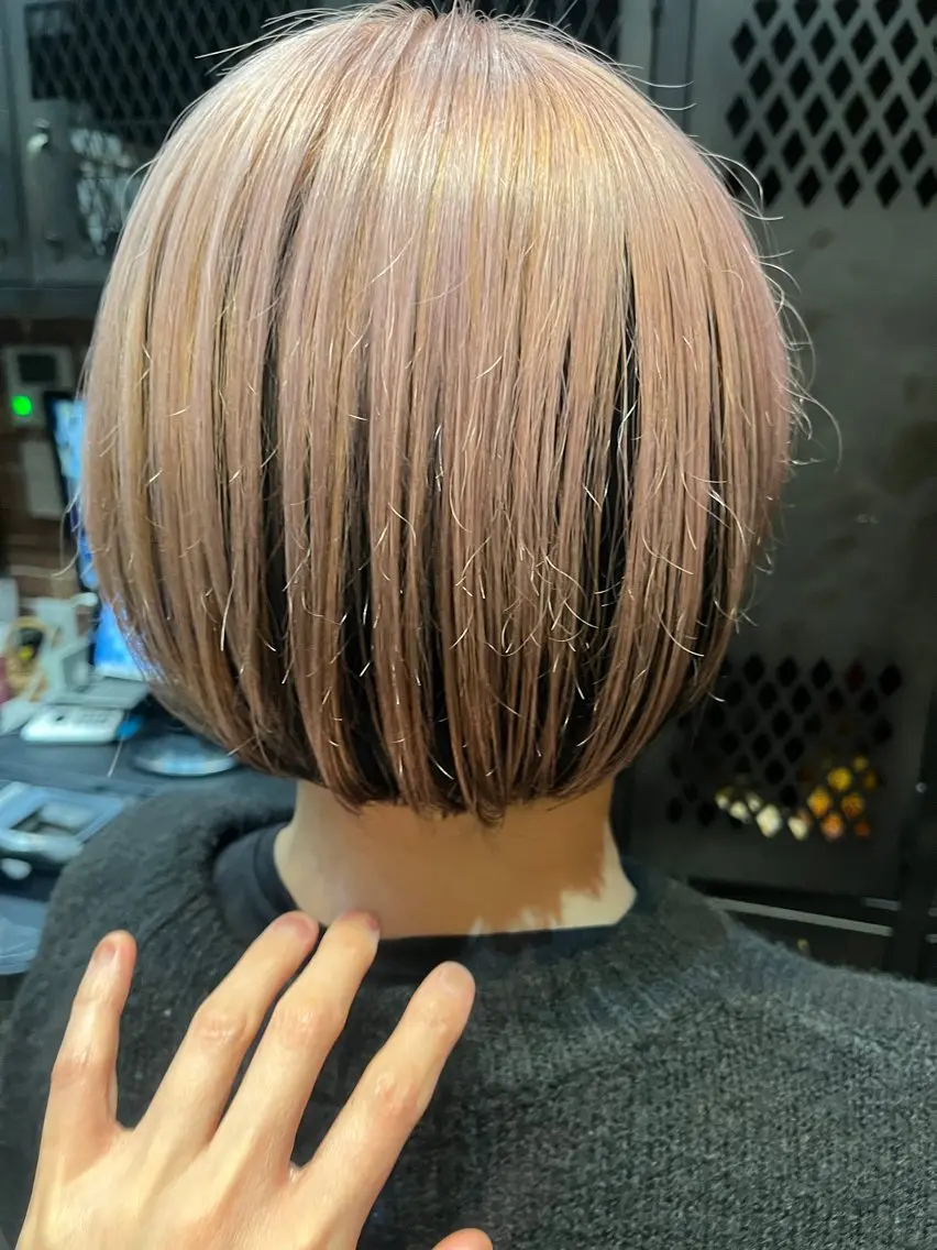 ミディアム カラー 久木原 ゆりのヘアスタイル