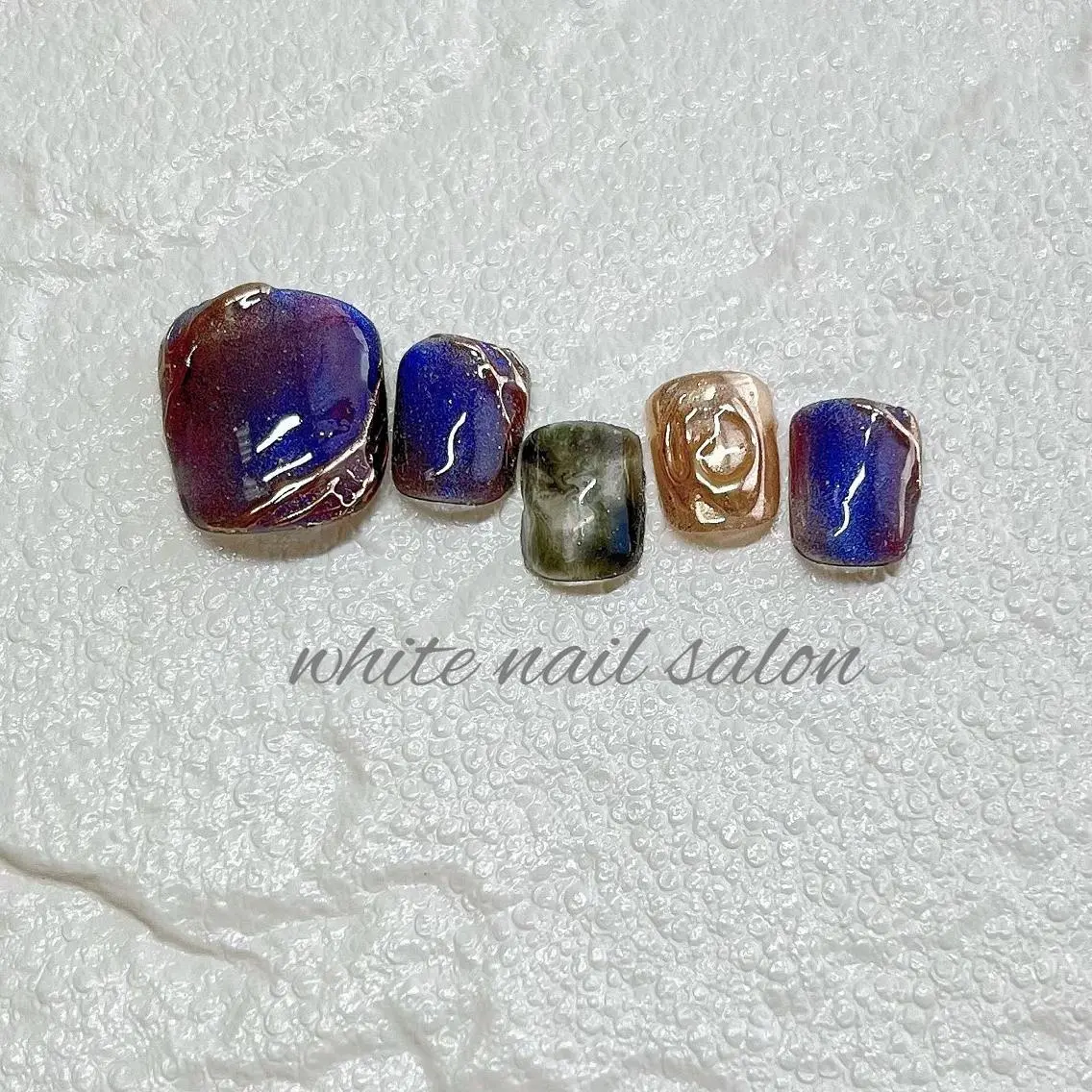 ネイル フットネイル ジェルネイル ハードジェル ラメ(グリッター) 持ち込み フットネイル white nail salonのネイルデザイン