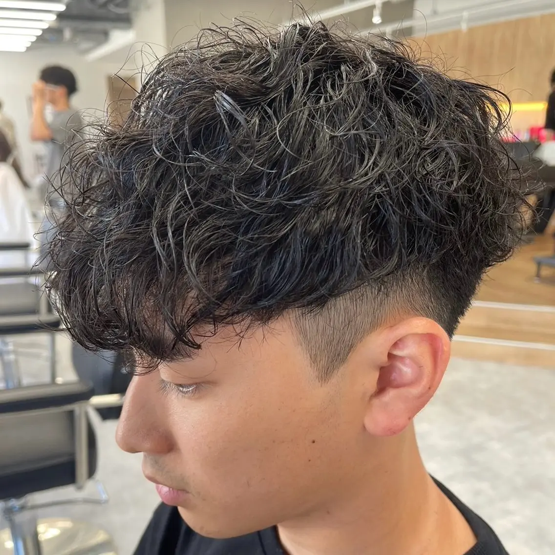ショート パーマ メンズ スペインカール カット ヘアカラー パーマ メンズパーマ/波巻き 新潟/万代/夏芽🎀のヘアスタイル