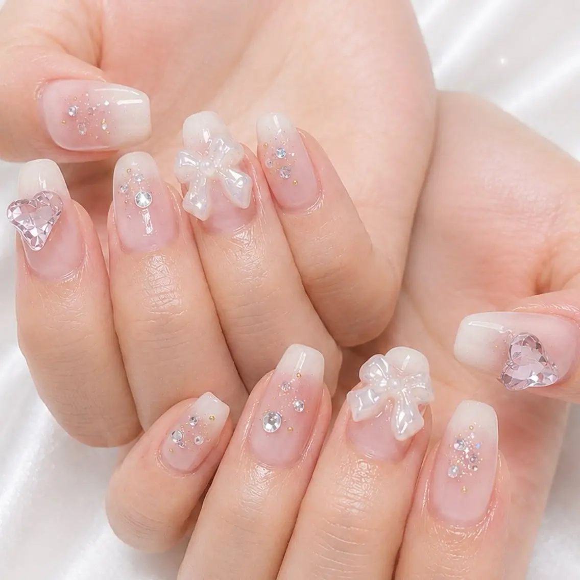 ネイル ハンドネイル lalanail Chinatsuのネイルデザイン