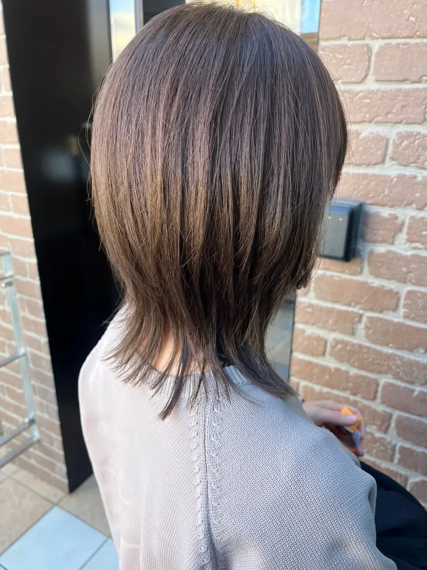 セミロング カラー 久木原 ゆりのヘアスタイル