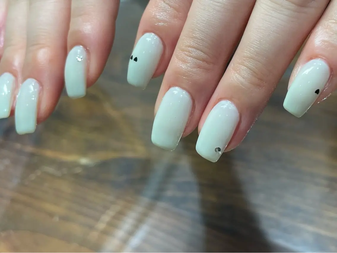 ネイル ハート ハンドネイル nailsalon SWATiのネイルデザイン