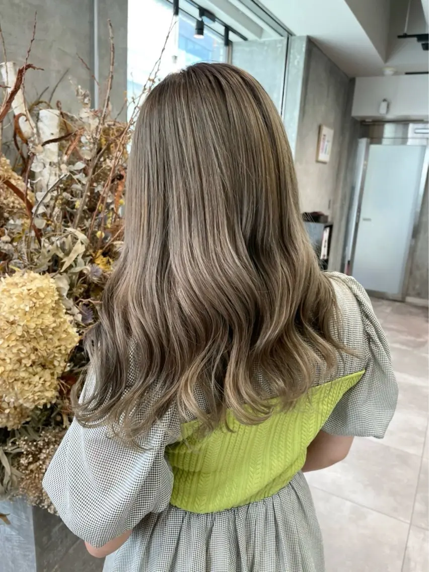 セミロング 透明感カラー🎨 ブリーチ/eriのヘアスタイル