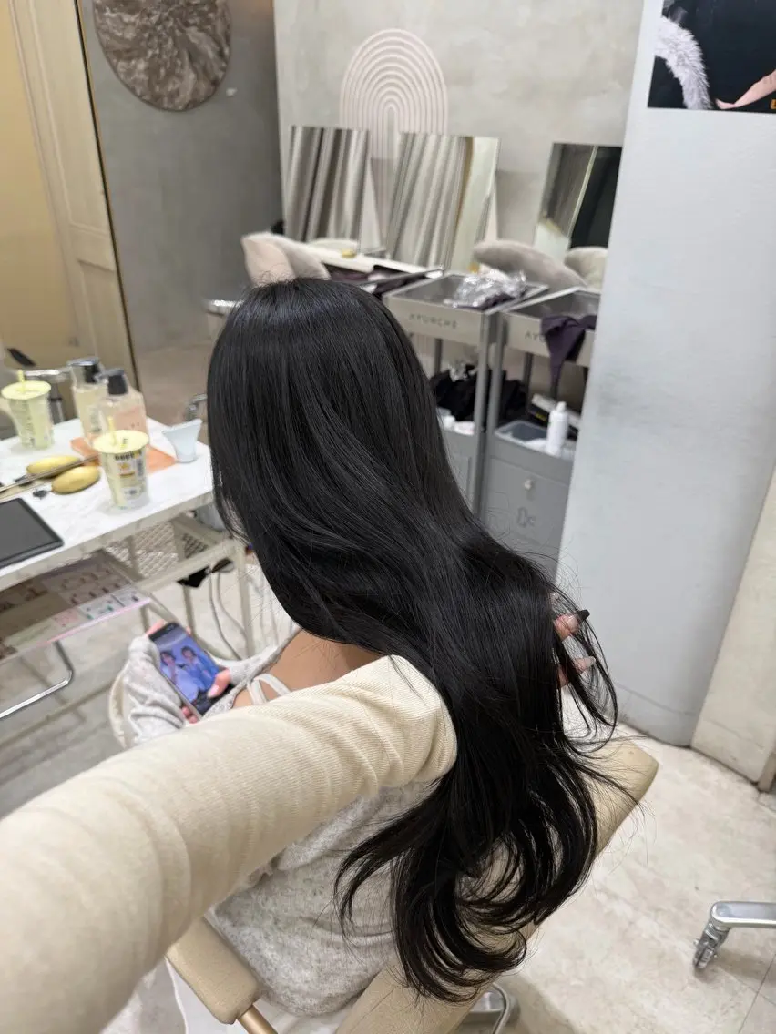 ロング カラー アッシュ ヘアカラー ナナカ 🎀のヘアスタイル