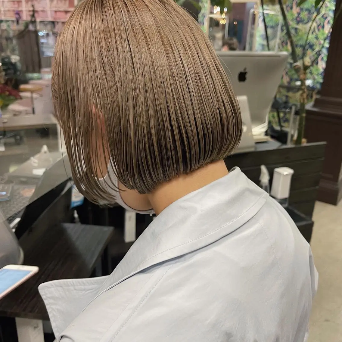 ショート カラー ベージュカラー ブリーチ ケアブリーチ オリーブベージュ カット ヘアカラー トリートメント ハイトーンこそキレイ に◎佐藤雄太のヘアスタイル