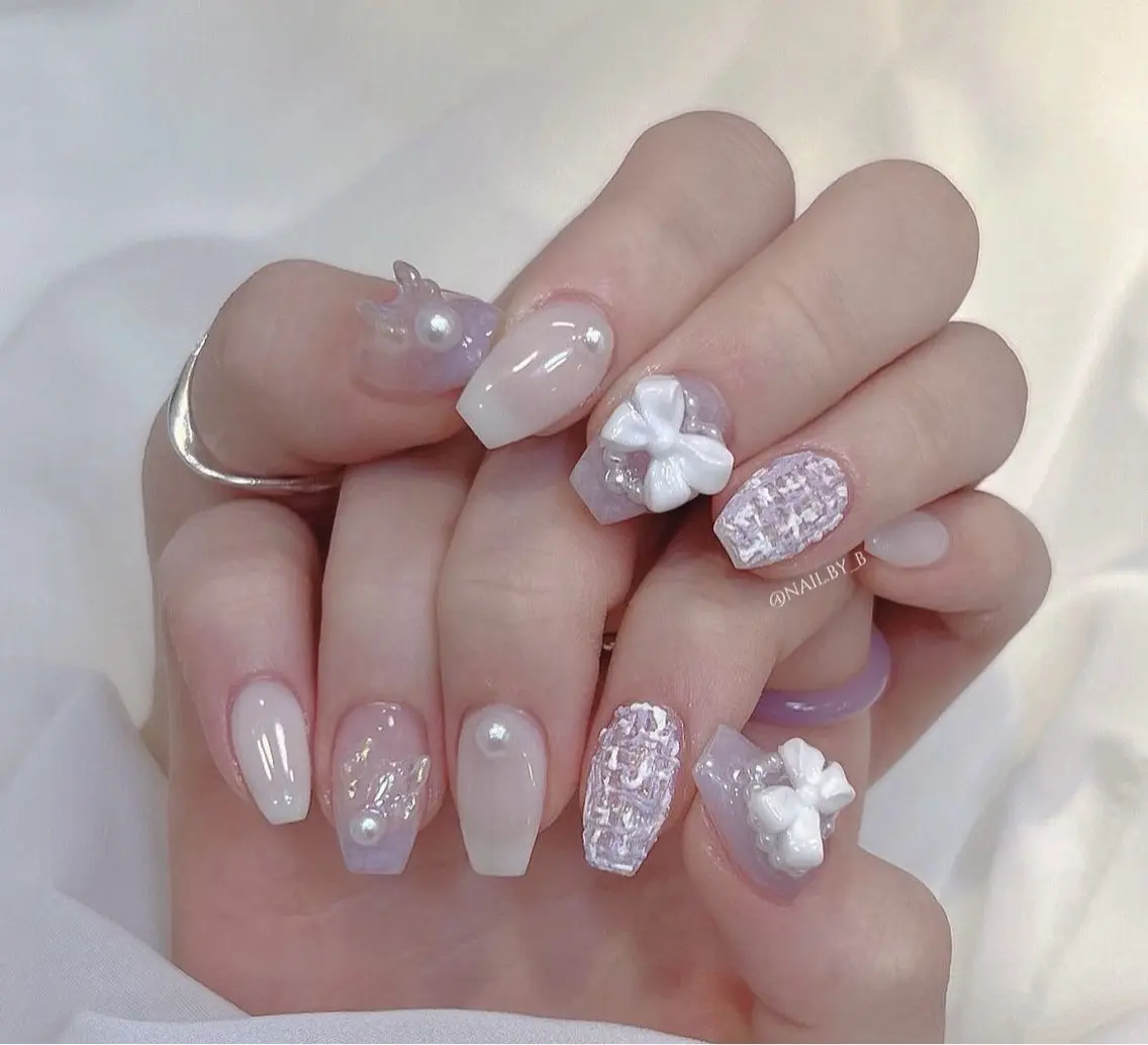 ネイル マグネットネイル ピンク ネイルチップ 冬ネイル Lee Nailsのネイルデザイン