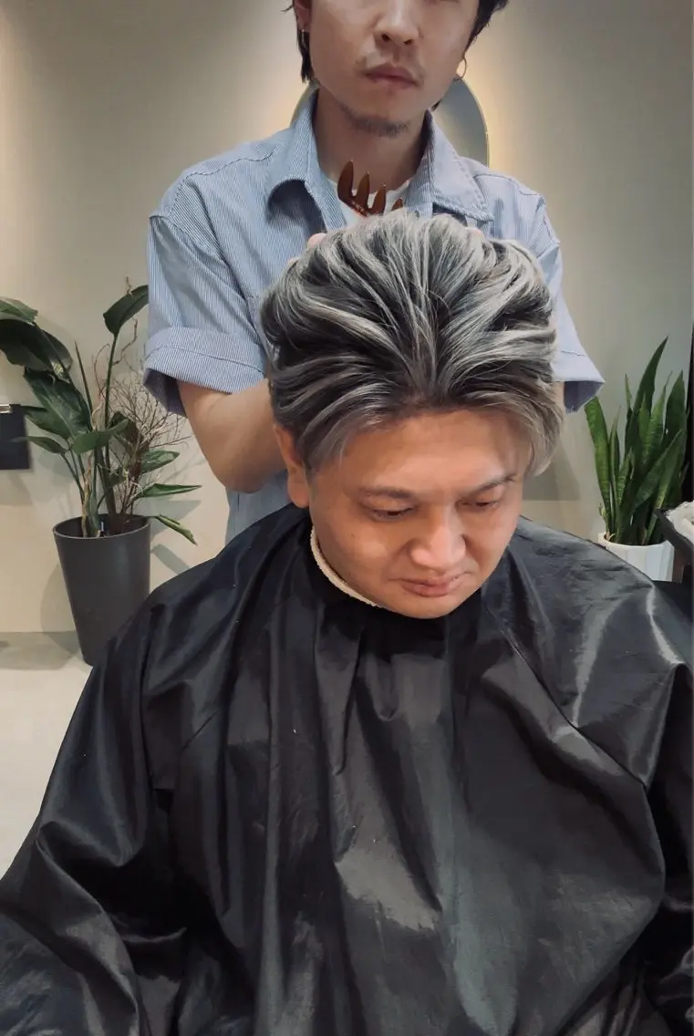 メンズ メンズバレイヤージュ CAMUE代表 Masaのヘアスタイル