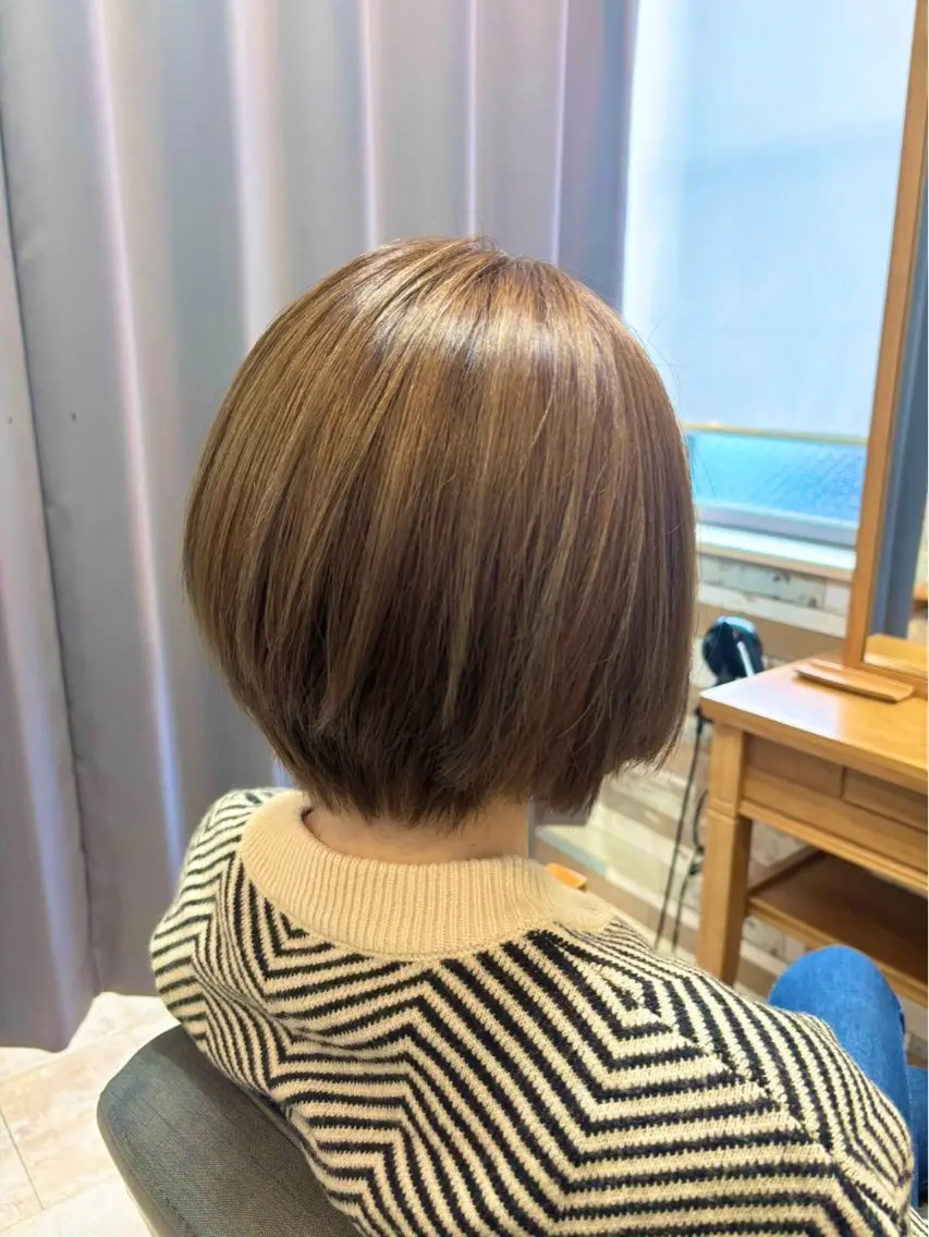 ショート カラー ハイライトカラー ハイライト カット ヘアカラー トリートメント 竹内滉太 当日予約⭕️のヘアスタイル