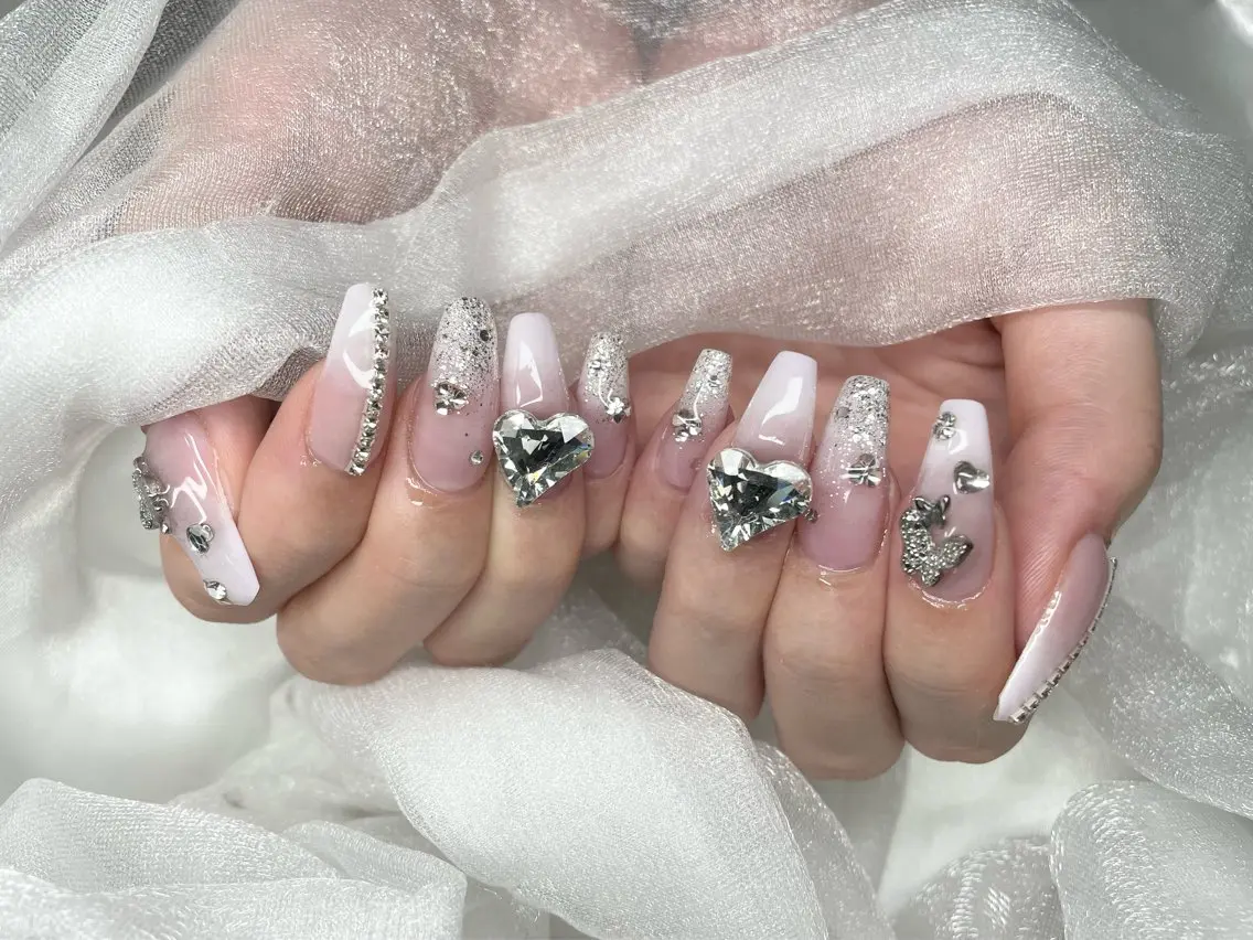 ネイル ハンドネイル Roi〈ロワ〉 Minakoのネイルデザイン