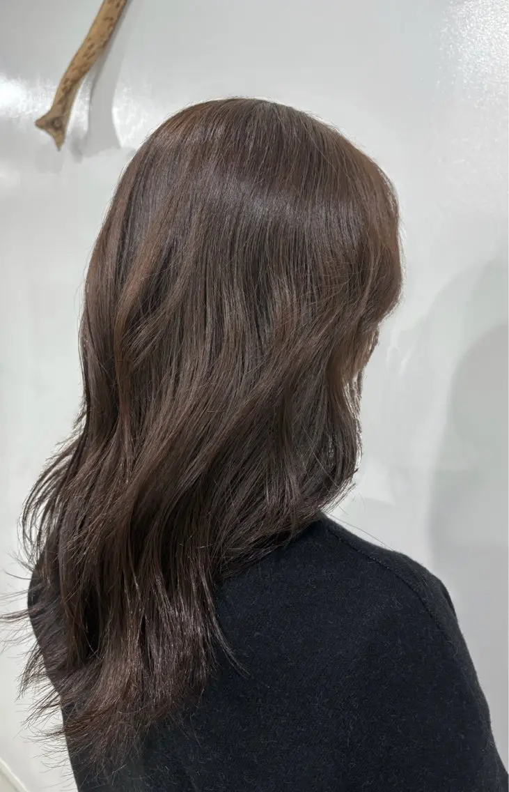 ロング カラー ブラウンカラー 兼岡 ひかりのヘアスタイル