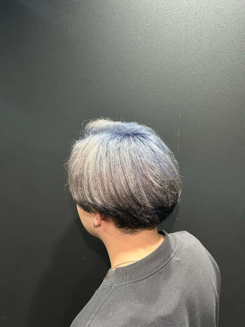 カラー メンズ 成安 雪菜のヘアスタイル