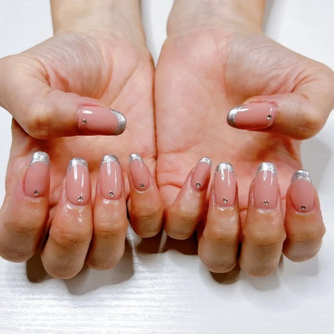 🖐️【オフ込み】フレンチ(カラーベース)の写真
