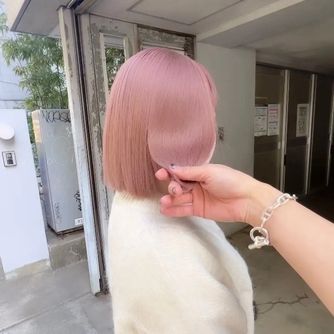 ショート カラー ピンクカラー ヘアカラー トリートメント ムラ修正💎 艶髪ハイトーン💎のヘアスタイル