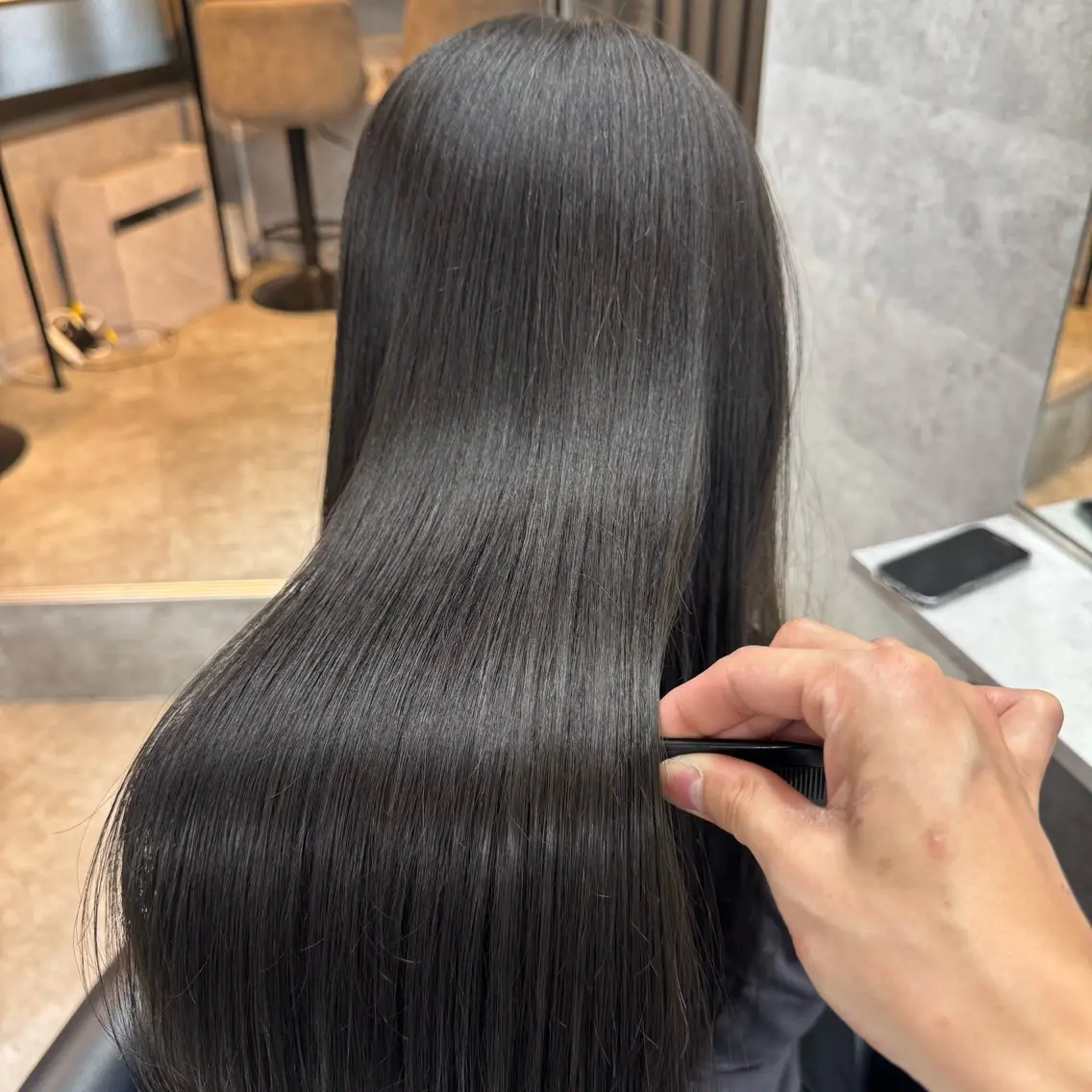 ミディアム カラー カット ヘアカラー トリートメント 新宿/顔周りカット/ レイヤー/がっきーのヘアスタイル
