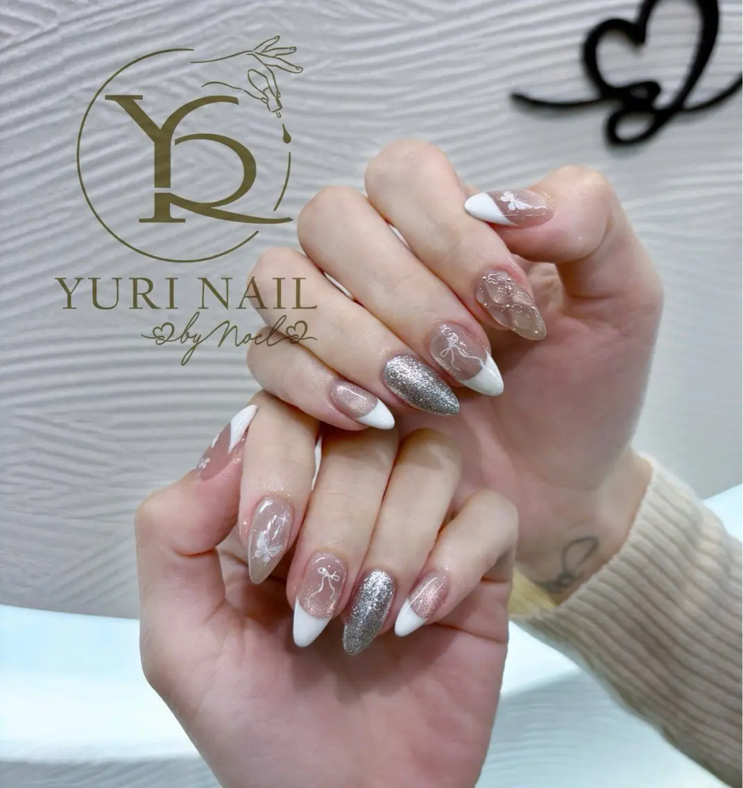 ネイル チークネイル フレンチネイル 韓国ネイル 水色 マグネットネイル ハンドネイル フットネイル ハンドケア YURI Nail NARITAのネイルデザイン