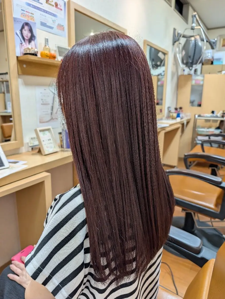 セミロング カット ヘアカラー 小島 崇子のヘアスタイル