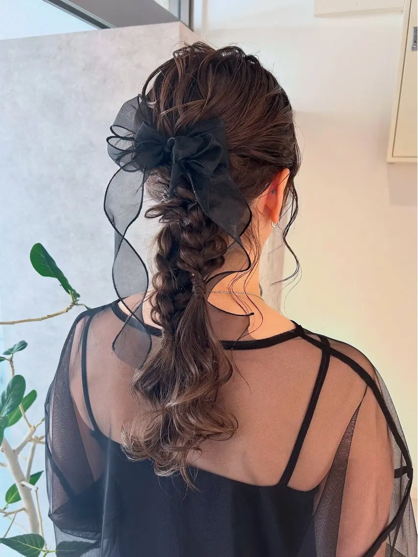 ヘアアレンジ ヘアセット Nana/透けカラー ×似合わせカットのヘアスタイル