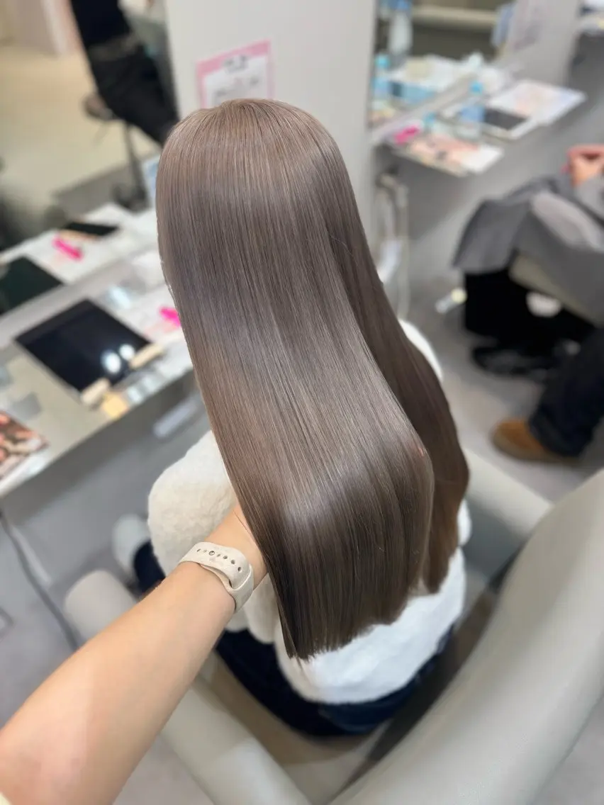 ロング カラー Haruka🕊 透明感カラーのヘアスタイル