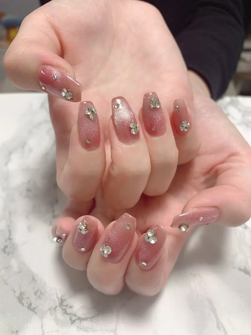 ネイル ハンドネイル はな💎ネイル ワンホン、長さ出しのネイルデザイン