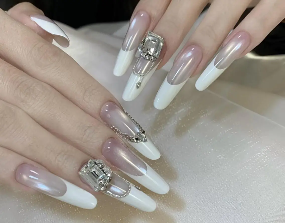 ネイル ハンドネイル 🎀 NaNa_nailのネイルデザイン