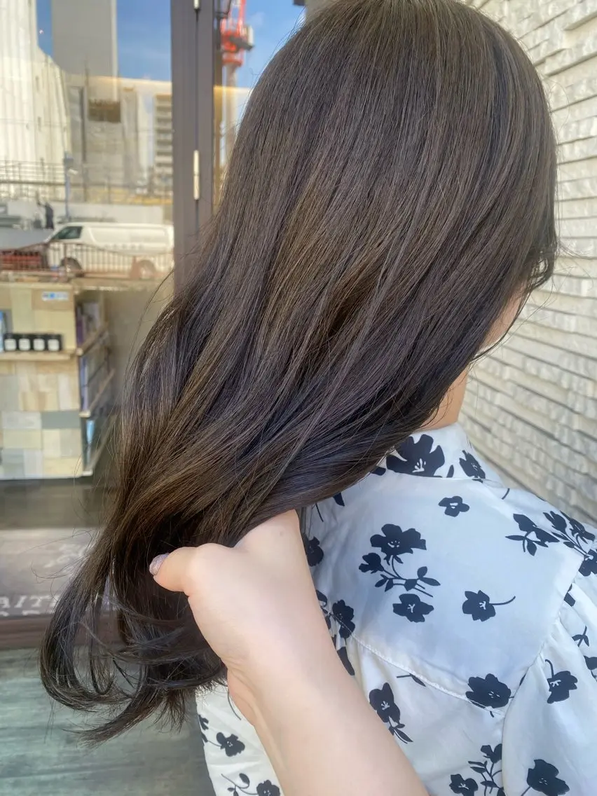 ロング カラー ブラウンカラー 大形 誉のヘアスタイル