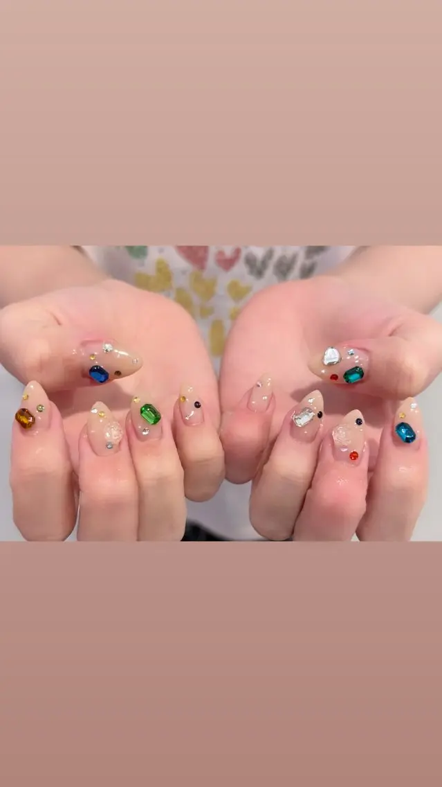 ネイル ハンドネイル Luo kanadeのネイルデザイン