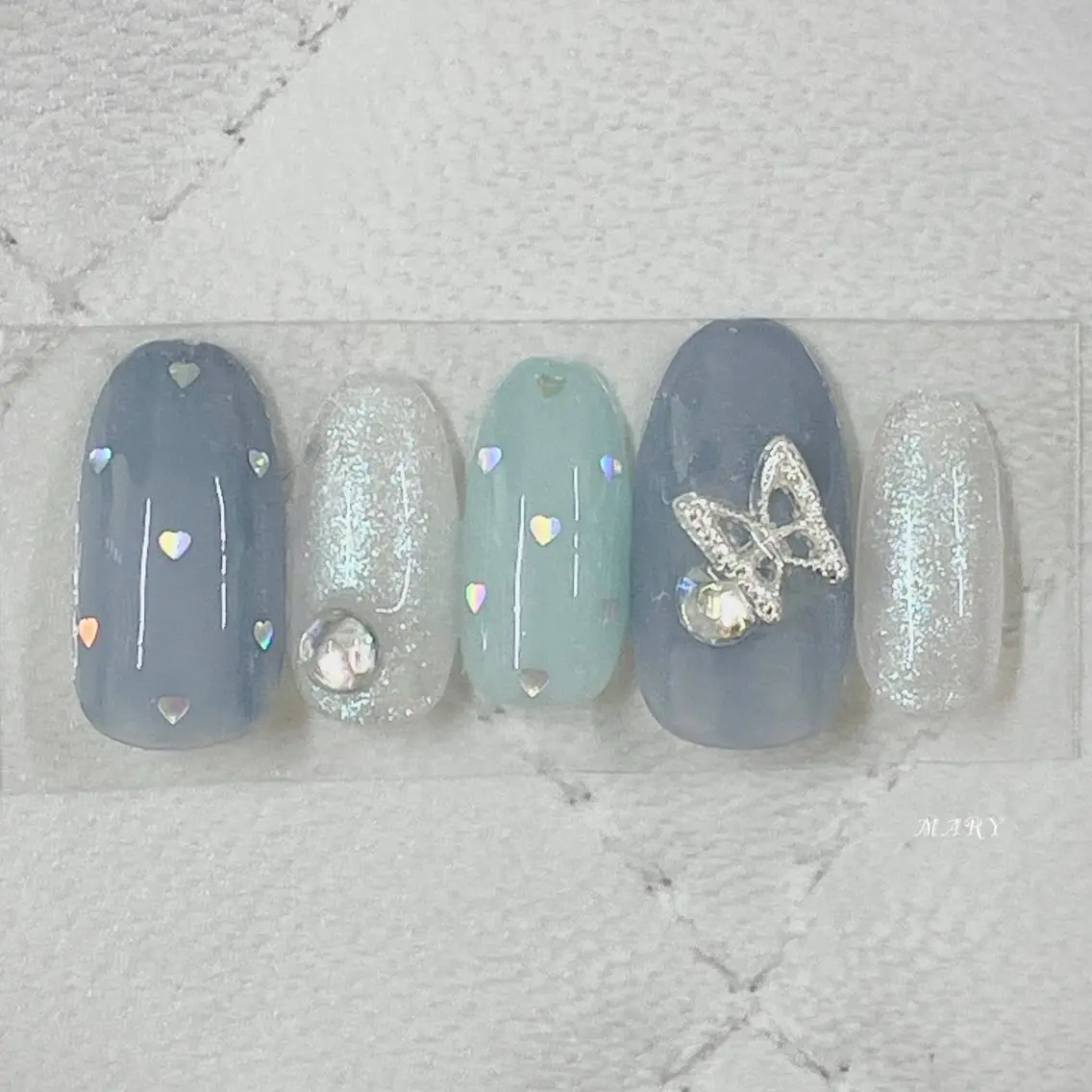 ネイル ブルー ドット ニュアンスネイル 夏ネイル ハンドネイル Mary nail .narumiのネイルデザイン