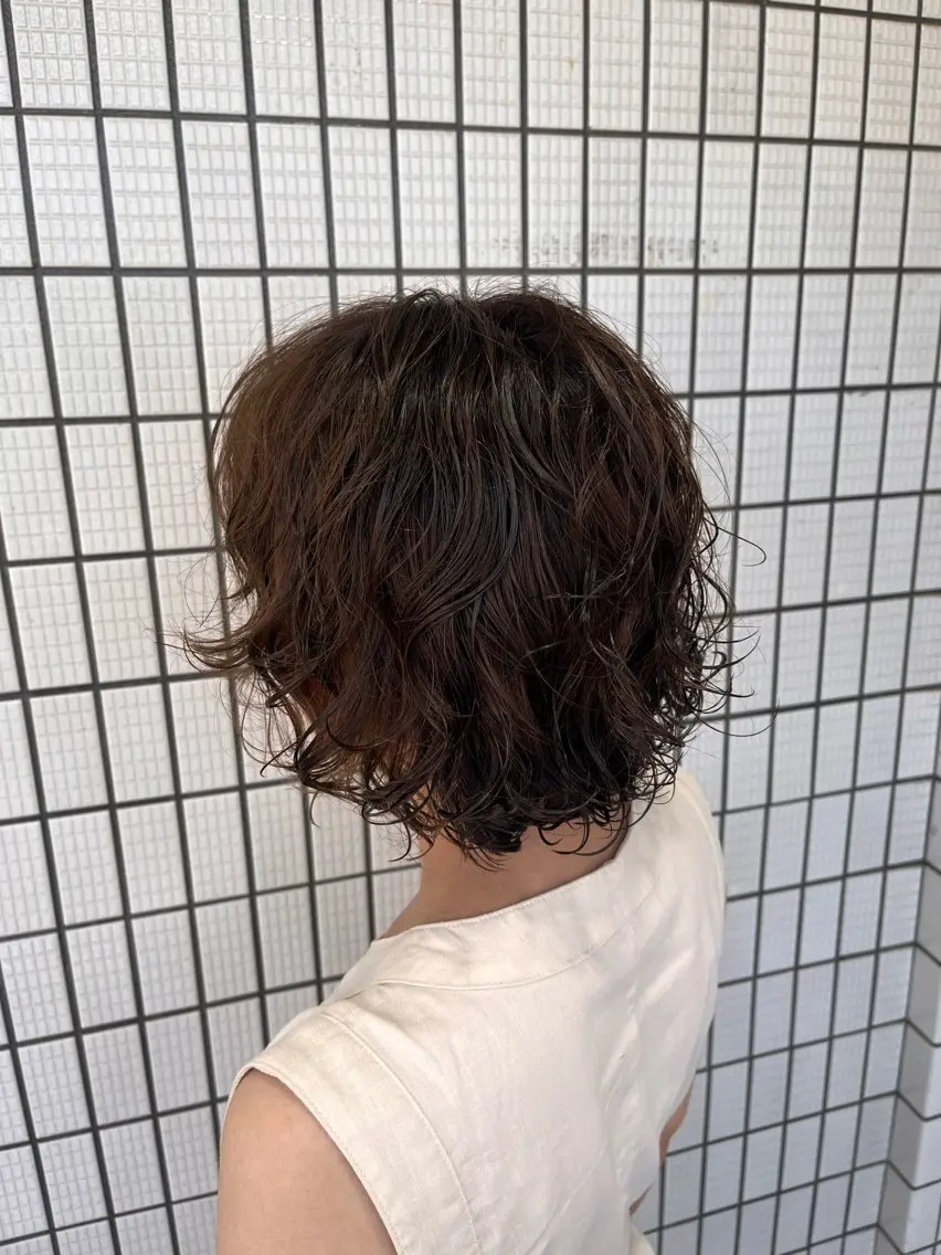ショート パーマ ボブ カット パーマ 五十嵐ゆり 美髪カラー　武蔵小杉のヘアスタイル